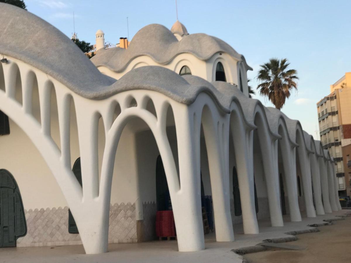 テラサPiso Centrico Con Parking A 20Min De Barcelonaアパートメント エクステリア 写真